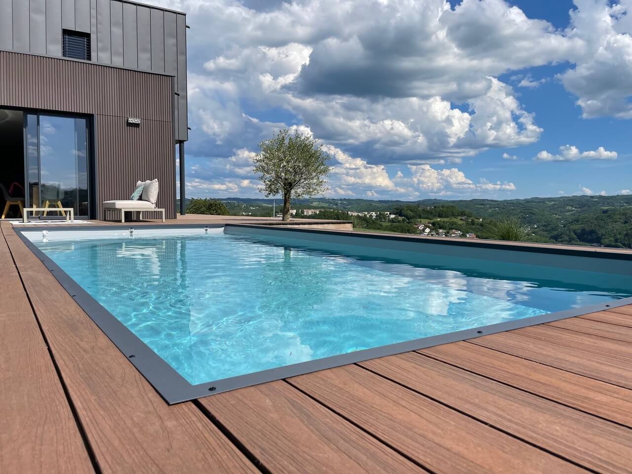 piscine avec cornière aluminium